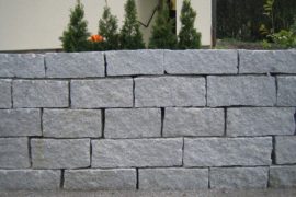 Kamień murowy – ciosy granitowe łupane
